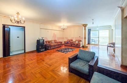 Apartment - 3 Bedrooms - 3 Bathrooms for sale in Roshdy Basha St. - Bolkly - Hay Sharq - Alexandria Apartment - 3 Bedrooms - 3 Bathrooms for sale in Roshdy Basha St. - Bolkly - Hay Sharq - Alexandria