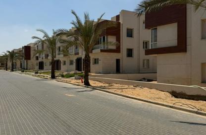Villa - 4 Bedrooms - 4 Bathrooms for sale in Azzar - 5th Settlement Compounds - The 5th Settlement - New Cairo City - Cairo
