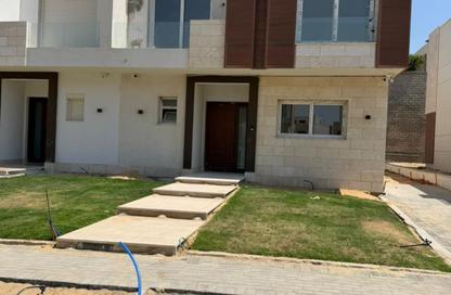 Villa - 4 Bedrooms - 4 Bathrooms for sale in Azzar - 5th Settlement Compounds - The 5th Settlement - New Cairo City - Cairo