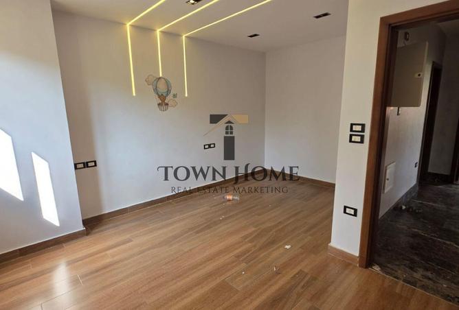 8593053 - Property Image 3