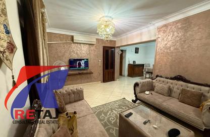 شقة - 3 غرف نوم - 2 حمامات للايجار في شارع محسن رشدي - المنطقة الثامنة - مدينة نصر - القاهرة شقة - 3 غرف نوم - 2 حمامات للايجار في شارع محسن رشدي - المنطقة الثامنة - مدينة نصر - القاهرة