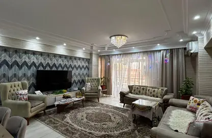 Apartment - 3 Bedrooms - 2 Bathrooms for sale in Bavaria Town - Zahraa El Maadi - Hay El Maadi - Cairo