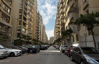 Apartment - 3 Bedrooms - 2 Bathrooms for sale in Bavaria Town - Zahraa El Maadi - Hay El Maadi - Cairo