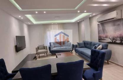 Apartment - 3 Bedrooms - 2 Bathrooms for rent in Al Rehab - New Cairo City - Cairo Apartment - 3 Bedrooms - 2 Bathrooms for rent in Al Rehab - New Cairo City - Cairo