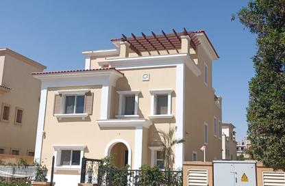 Villa - 4 Bedrooms - 4 Bathrooms for sale in Mivida - 5th Settlement Compounds - The 5th Settlement - New Cairo City - Cairo