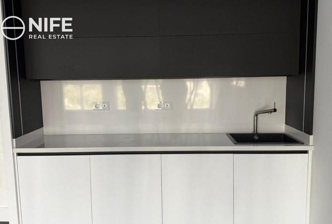 102058486 - Property Image 2