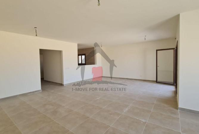 98829278 - Property Main Image