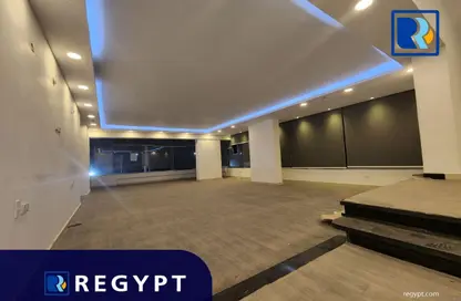 Office Space - 3 Bedrooms - 1 Bathroom for rent in Zahraa Al Maadi St. - Degla - Hay El Maadi - Cairo