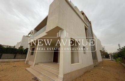 Villa - 3 Bedrooms - 4 Bathrooms for sale in Moon Residences - Fifth Square - The 5th Settlement - New Cairo City - Cairo