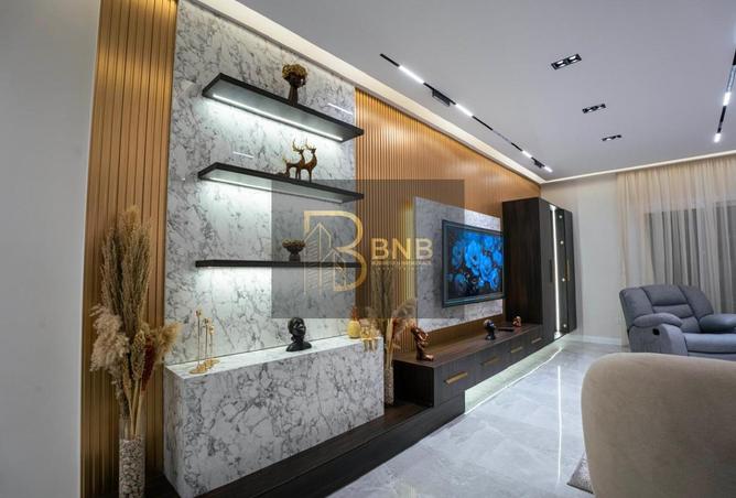 8602956 - Property Image 2