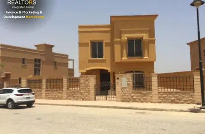 Villa - 4 Bedrooms - 3 Bathrooms for sale in Royal Meadows - Sheikh Zayed Compounds - Sheikh Zayed City - Giza