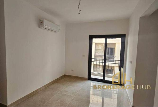 8617398 - Property Image 2