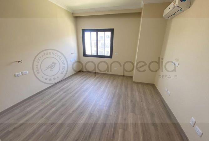 92960444 - Property Image 3