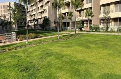 Apartment - 2 Bedrooms - 3 Bathrooms for sale in Capital Gardens   Palm Hills - Mostakbal City Compounds - Mostakbal City - Future City - Cairo