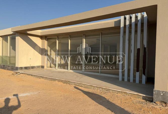 102900180 - Property Image 2