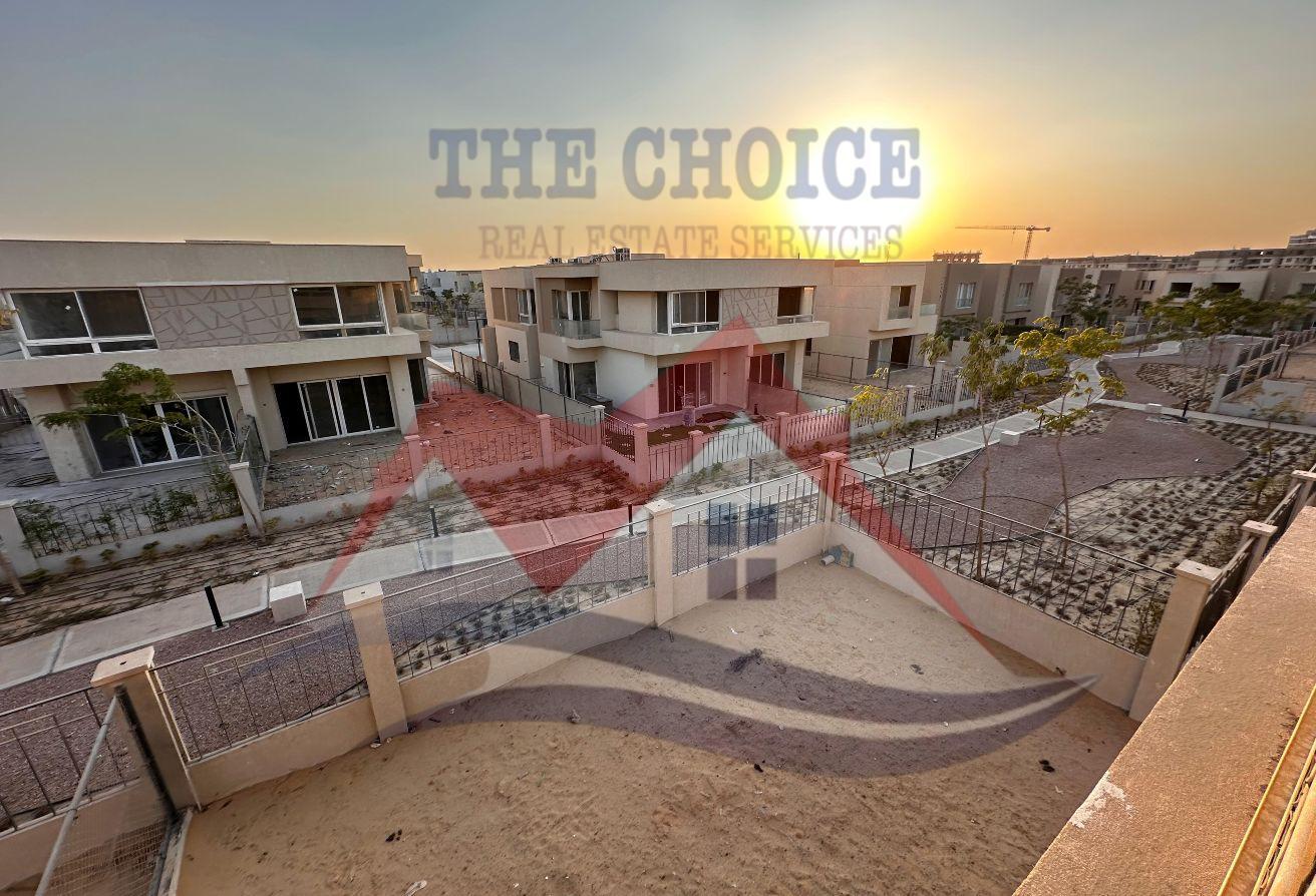 تاون هاوس 4 غرف 190 م² للبيع في Badya Palm Hills