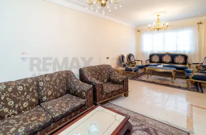 Apartment - 3 Bedrooms - 1 Bathroom for sale in Sporting - Hay Sharq - Alexandria