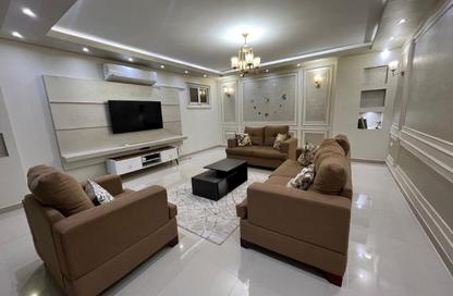 Apartment - 4 Bedrooms - 3 Bathrooms for rent in Al Shouyfat St. - District 1 - The 5th Settlement - New Cairo City - Cairo