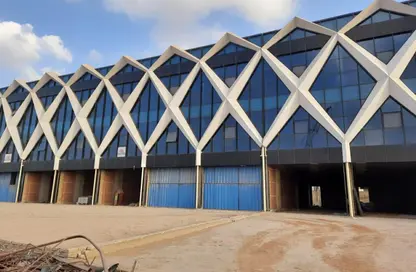 محل تجاري - استوديو - 1 حمام للبيع في ميدتاون - المستثمرين الجنوبية - مدينة القاهرة الجديدة - القاهرة