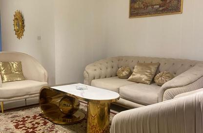 شقة - 3 غرف نوم - 2 حمامات للايجار في مون ريزيدنس - فيفث سكوير - التجمع الخامس - مدينة القاهرة الجديدة - القاهرة