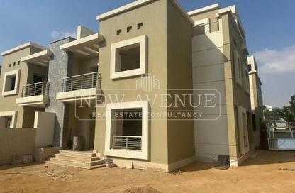 Villa - 3 Bedrooms - 3 Bathrooms for sale in Cairo Festival City - North Investors Area - New Cairo City - Cairo