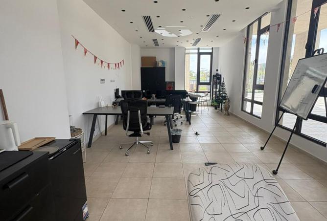 106018804 - Property Image 3