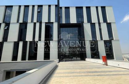 Office Space - Studio - 2 Bathrooms for rent in Hyde Park Business District Mall - South Teseen St. - The 5th Settlement - New Cairo City - Cairo