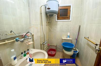 Apartment - 2 Bedrooms - 1 Bathroom for rent in Sidi Beshr - Hay Awal El Montazah - Alexandria