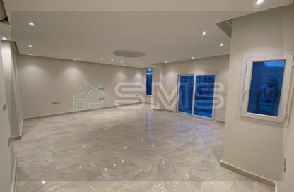Apartment - 3 Bedrooms - 3 Bathrooms for rent in Orouba Axis - Area A - Ganoob El Acadimia - New Cairo City - Cairo