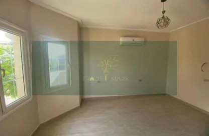 iVilla - 3 Bedrooms - 3 Bathrooms for rent in Mountain View Hyde Park - 5th Settlement Compounds - The 5th Settlement - New Cairo City - Cairo