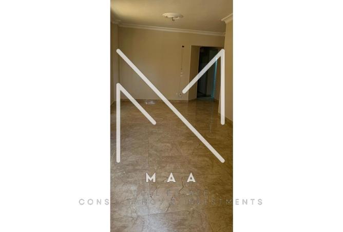 8683689 - Property Image 2