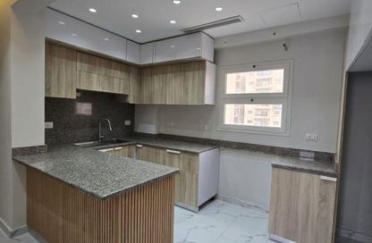 Apartment - 2 Bedrooms - 2 Bathrooms for rent in Hyde Park - New Cairo City - Cairo