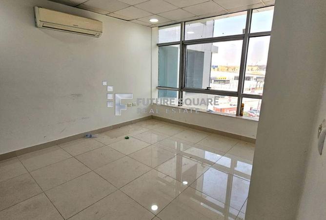 102912304 - Property Image 3