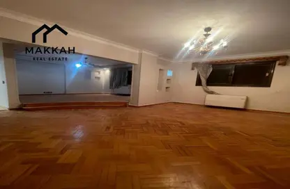 Apartment - 2 Bedrooms - 2 Bathrooms for rent in Salah Salem St. - Roxy - Heliopolis - Masr El Gedida - Cairo