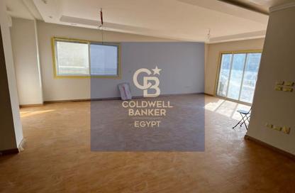 Apartment - 3 Bedrooms - 3 Bathrooms for sale in Garden Residence - Hyde Park - New Cairo City - Cairo