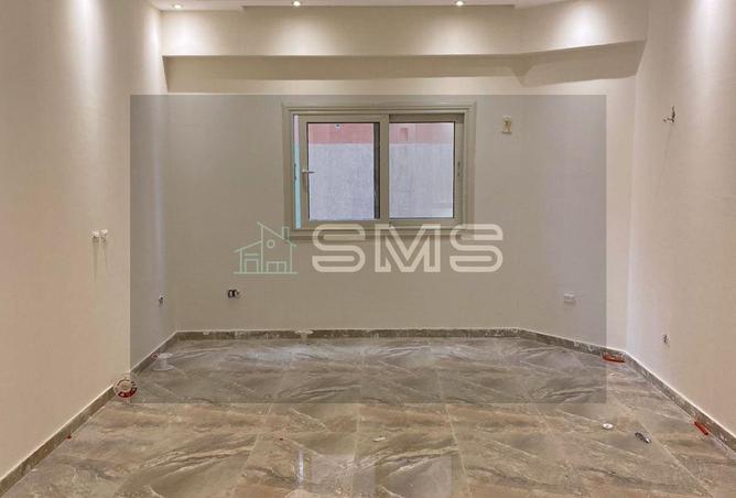 8610300 - Property Image 3