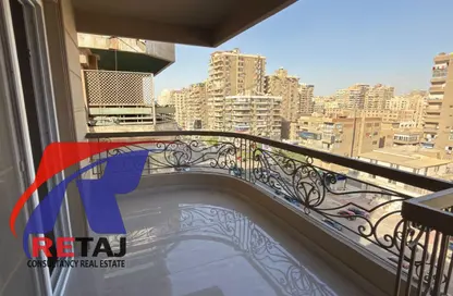 Co-Working Space - 5 Bedrooms - 3 Bathrooms for rent in Makram Ebeid St. - 6th Zone - Nasr City - Cairo