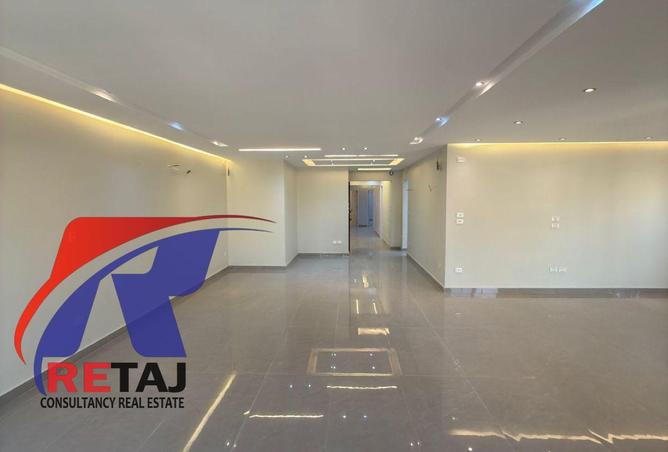 8654570 - Property Image 3