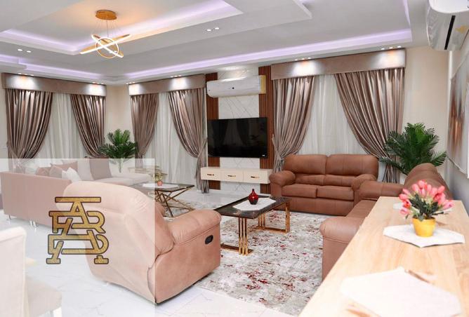 8712802 - Property Image 2