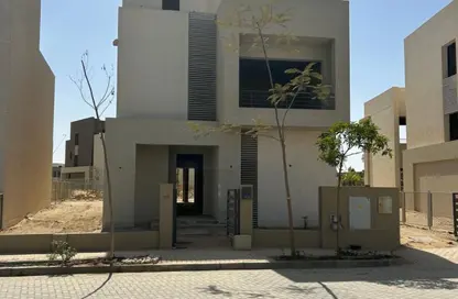 Villa - 3 Bedrooms - 4 Bathrooms for sale in The Crown - Cairo Alexandria Desert Road - 6 October City - Giza