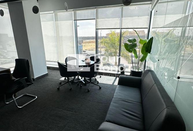 65153960 - صورة العقار 3