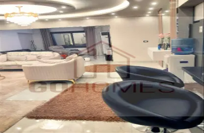 Apartment - 3 Bedrooms - 2 Bathrooms for sale in Zahraa El Maadi - Hay El Maadi - Cairo