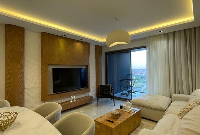 98001069 - Property Image 2