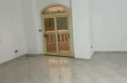 شقة - 3 غرف نوم - 2 حمامات للايجار في محور احمد شوقي - البنفسج 1 - البنفسج - مدينة القاهرة الجديدة - القاهرة شقة - 3 غرف نوم - 2 حمامات للايجار في محور احمد شوقي - البنفسج 1 - البنفسج - مدينة القاهرة الجديدة - القاهرة