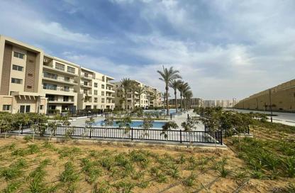 Apartment - 2 Bedrooms - 2 Bathrooms for rent in The Fourteen Golf Residences - Uptown Cairo - Mokattam - Cairo