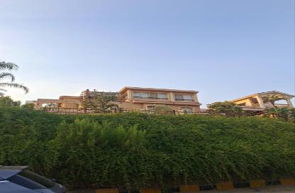 Villa - 4 Bedrooms - 5 Bathrooms for sale in Al Shorouk 2000 - El Shorouk Compounds - Shorouk City - Cairo