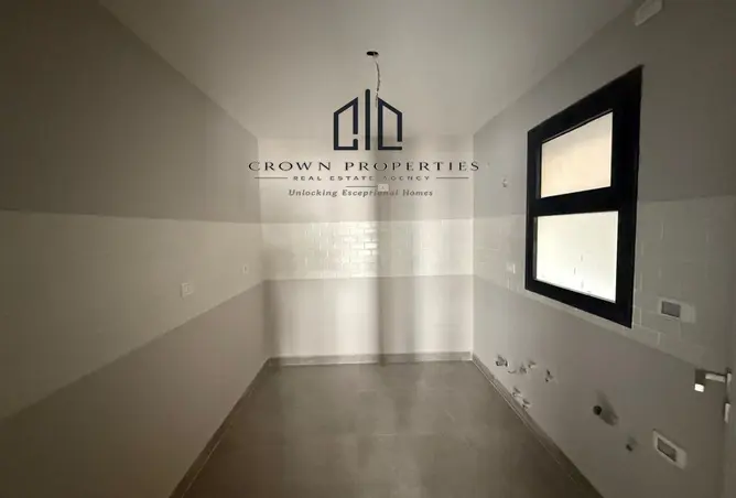 114349210 - Property Image 3