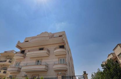 Apartment - 3 Bedrooms - 2 Bathrooms for sale in 5th Neighborhood - 3rd District East - Shorouk City - Cairo Apartment - 3 Bedrooms - 2 Bathrooms for sale in 5th Neighborhood - 3rd District East - Shorouk City - Cairo