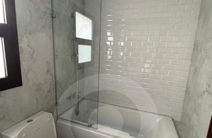 شقة - 3 غرف نوم - 3 حمامات للايجار في ذا كورت ياردز - كمبوندات الشيخ زايد - الشيخ زايد - الجيزة