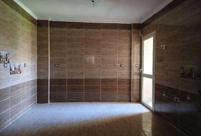 65664100 - Property Image 3